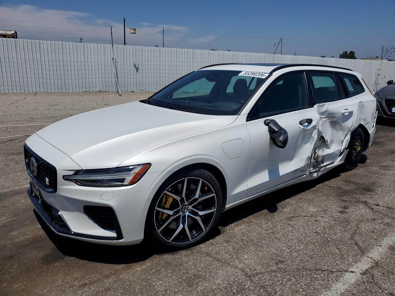 2024 Volvo V60 Recharge Plug-In Hybrid Polestar Engineered, VIN YV1H60EP8R1633130 — Side