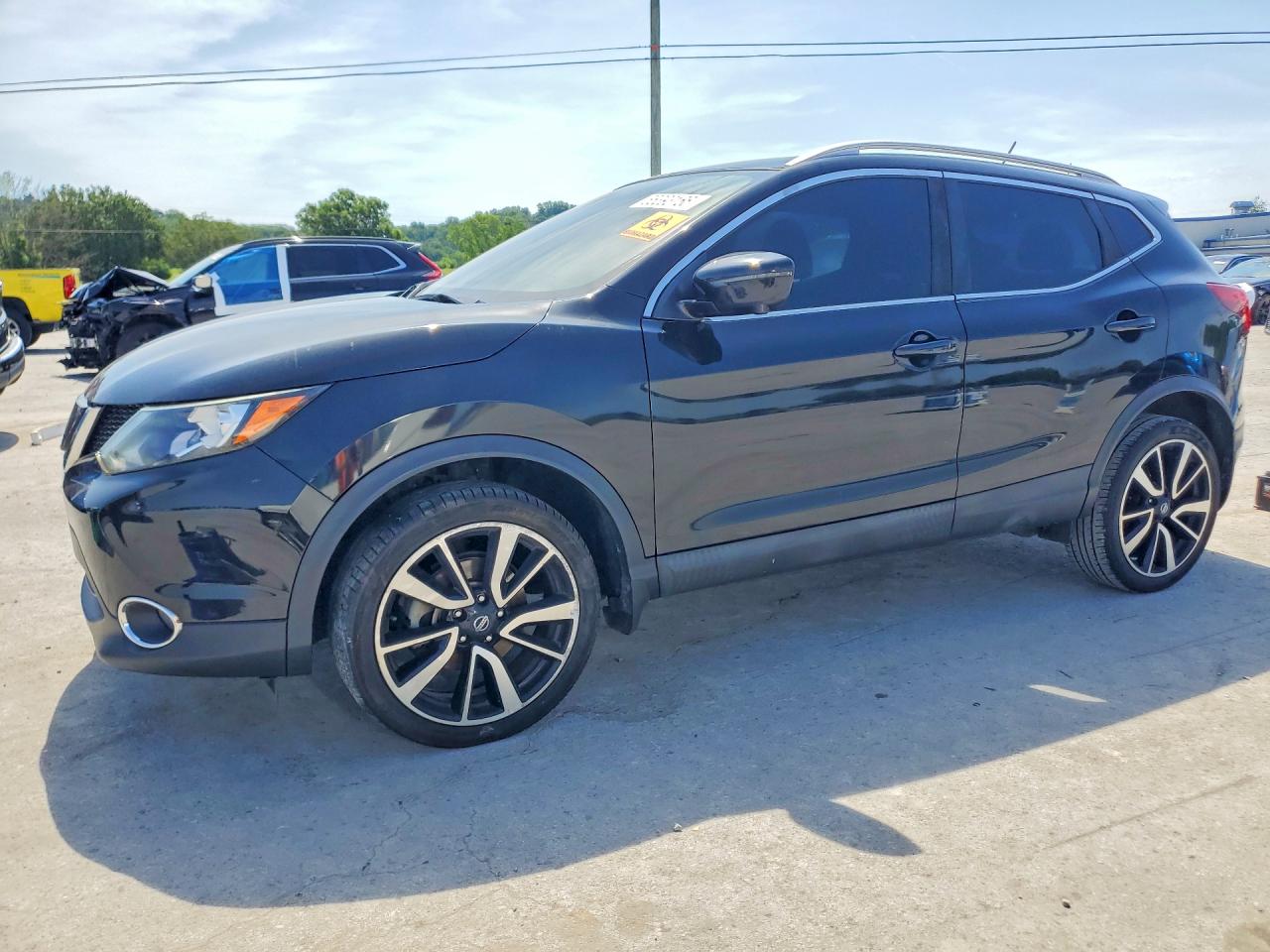 2018 Nissan Rogue SL, VIN JN1BJ1CP8JW151321 — Interior fire