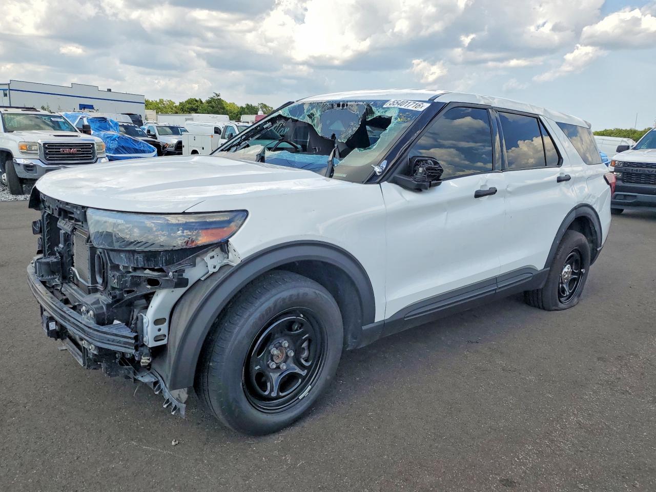 2025 Ford Police Interceptor Utility, VIN 1FM5K8AW1SGA87804 — Side