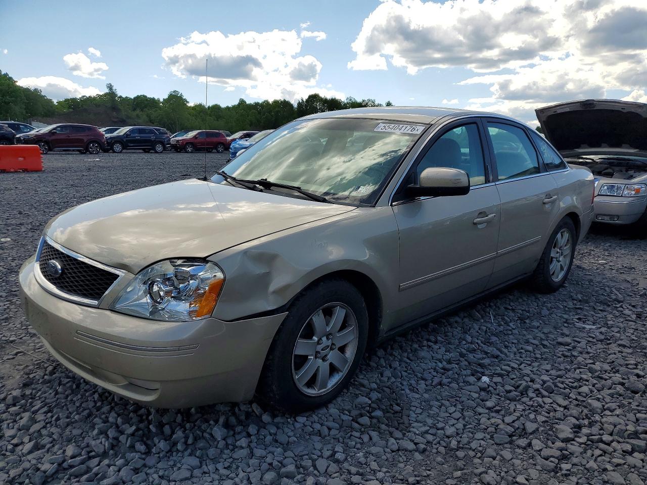 2006 Ford Five Hundred SEL, VIN 1FAHP241X6G150135 — Front end