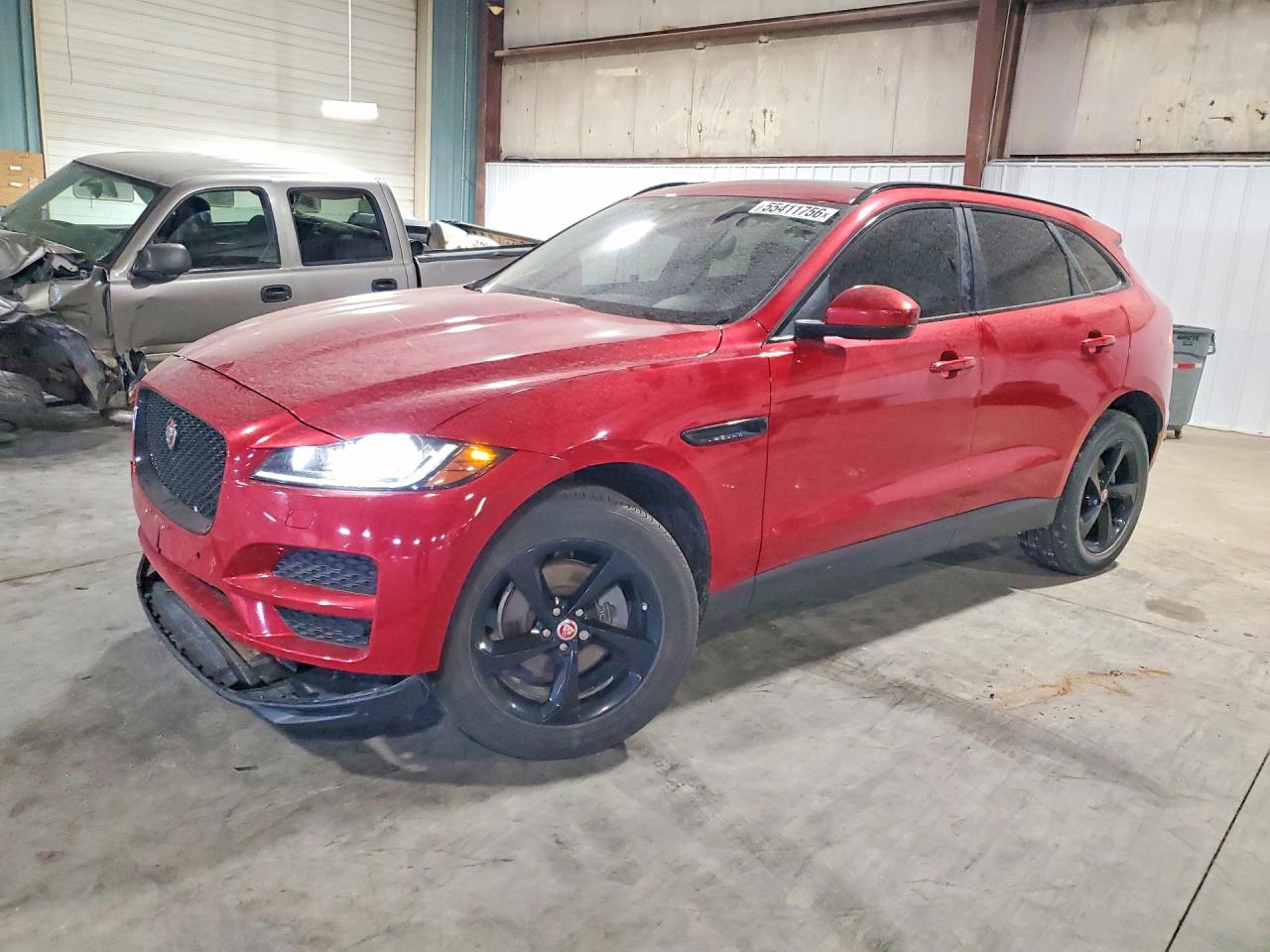 2018 Jaguar F-Pace 25t Premium, VIN SADCJ2FX6JA265399 — Minor dents and scratches