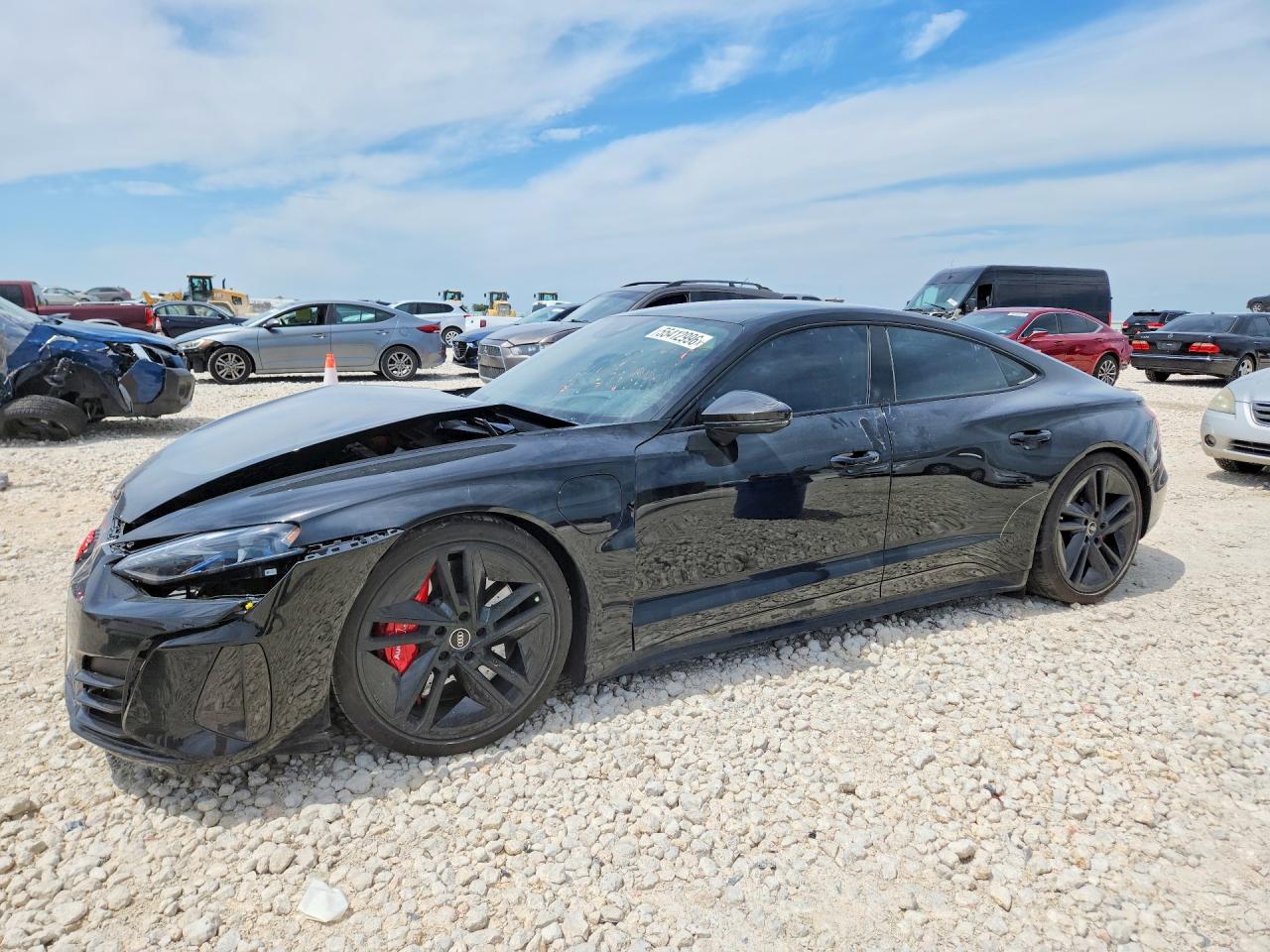 2023 Audi RS e-tron GT, VIN WAUAHBFW6P7901697 — Перед