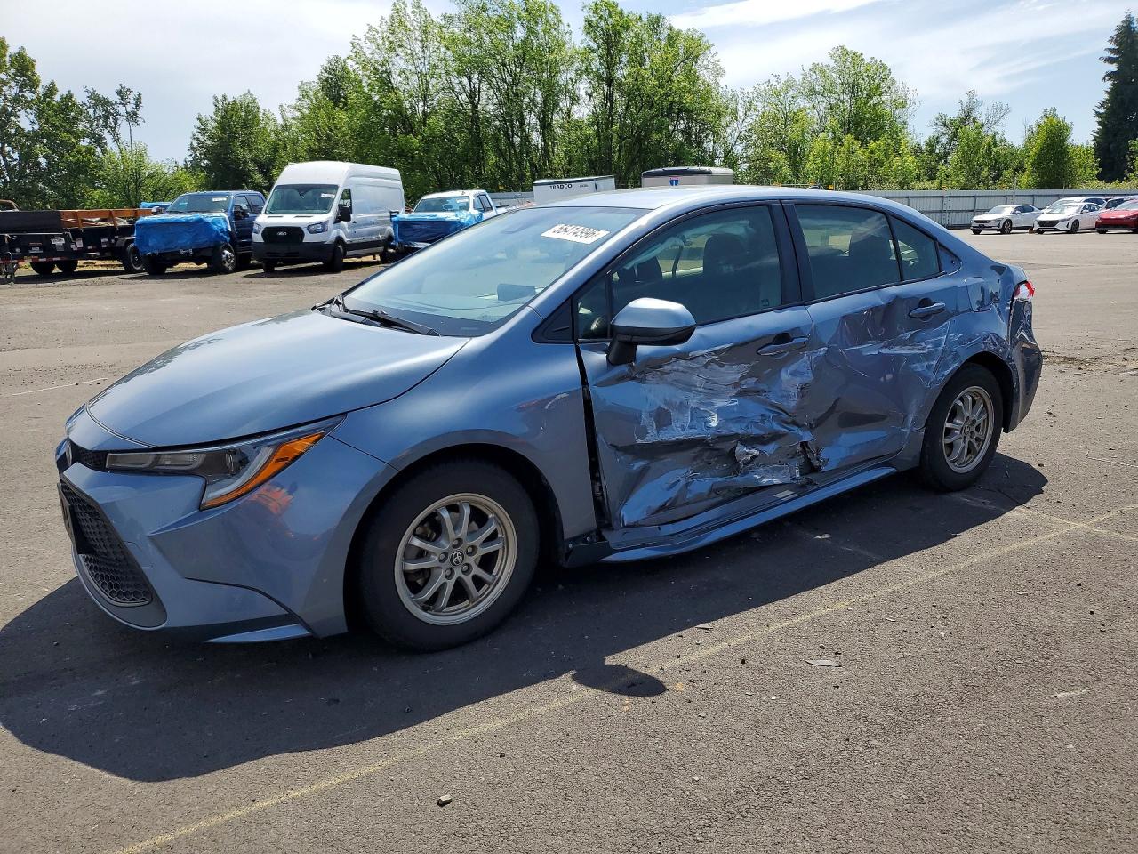 2022 Toyota Corolla Hybrid LE, VIN JTDEAMDE4NJ056850 — Side