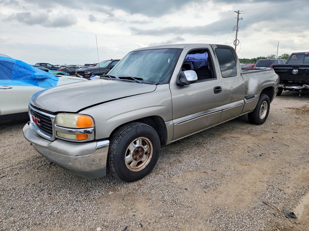 2001 GMC Sierra 1500 SLE, VIN 2GTEC19T911315806 — Interior fire