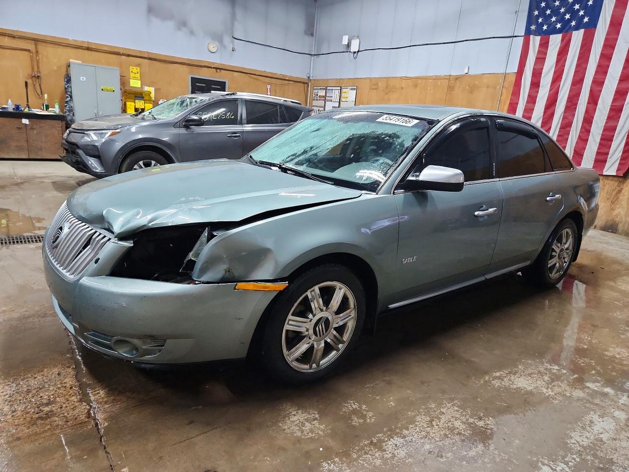 2008 Mercury Sable Premier, VIN 1MEHM42W08G602155 — Перед