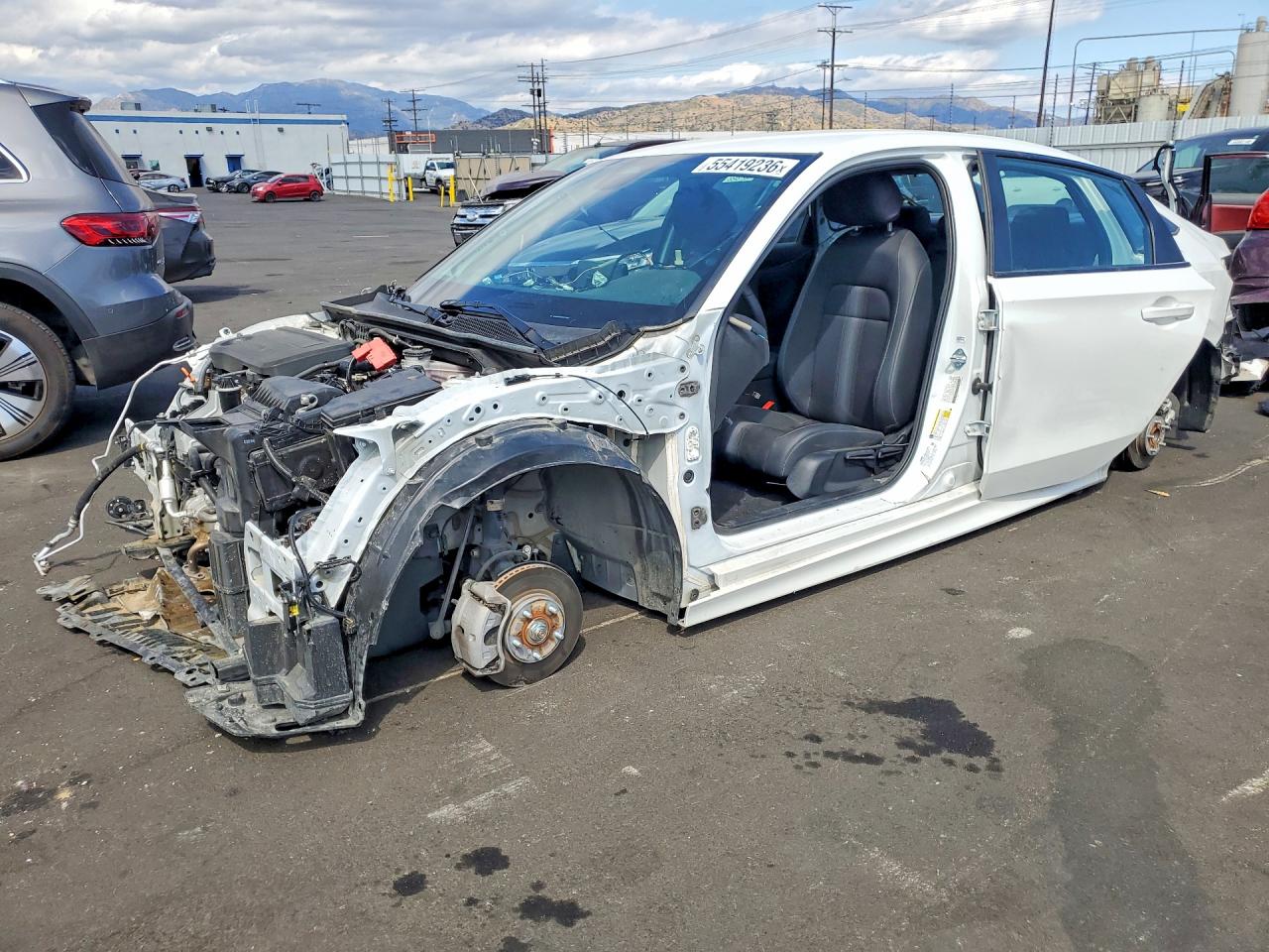 2025 Honda Civic Sport, VIN 2HGFE2F52SH573749 — Stripped