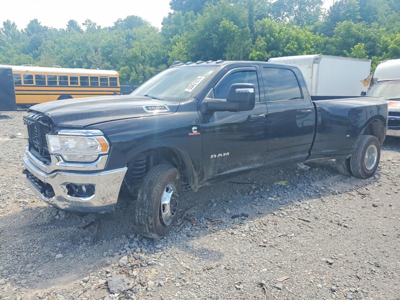 2024 Ram 3500 Big Horn, VIN 3C63RRHL8RG300455 — Front end