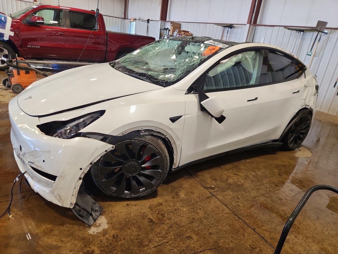 2022 Tesla Model Y Performance, VIN 7SAYGDEF4NF437126 — Rollover