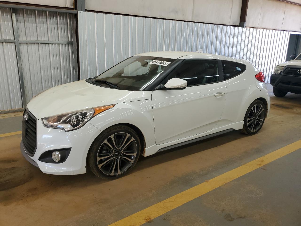 2016 Hyundai Veloster Turbo, VIN KMHTC6AE8GU282579 — Side