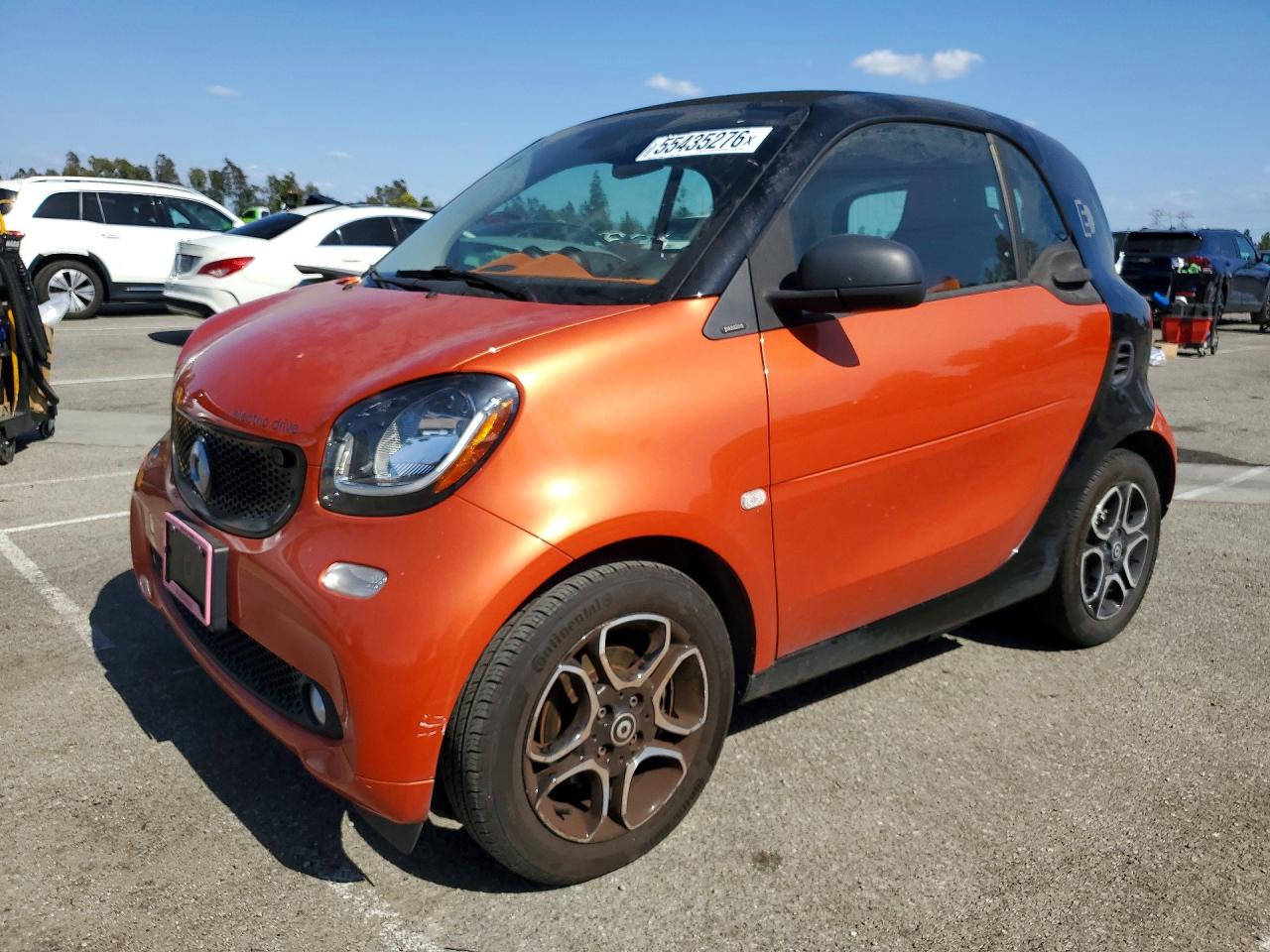 2018 Smart fortwo Passion, VIN WMEFJ9BA5JK265781 — Minor dents and scratches