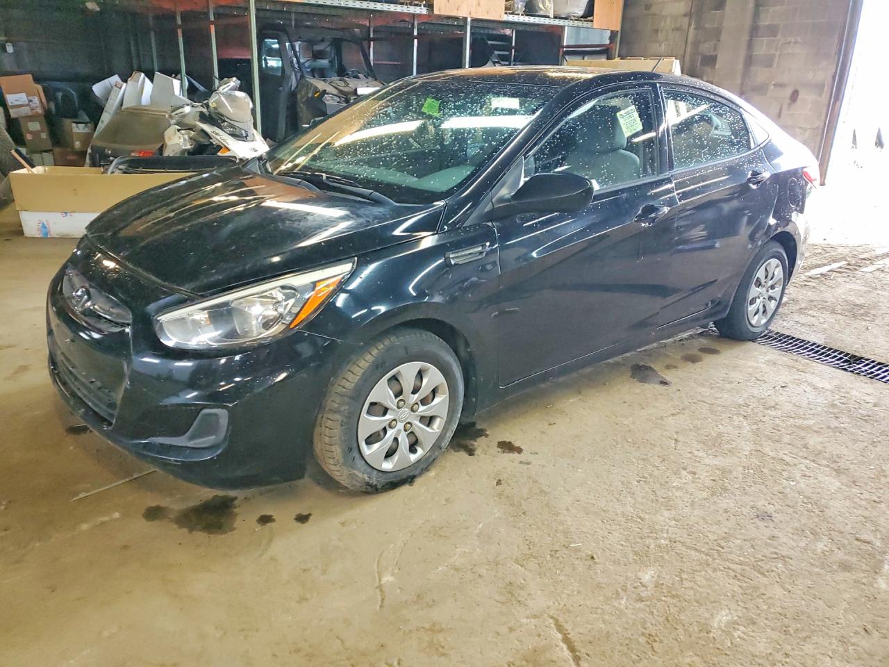2017 Hyundai Accent SE, VIN KMHCT4AE0HU184040 — Minor dents and scratches