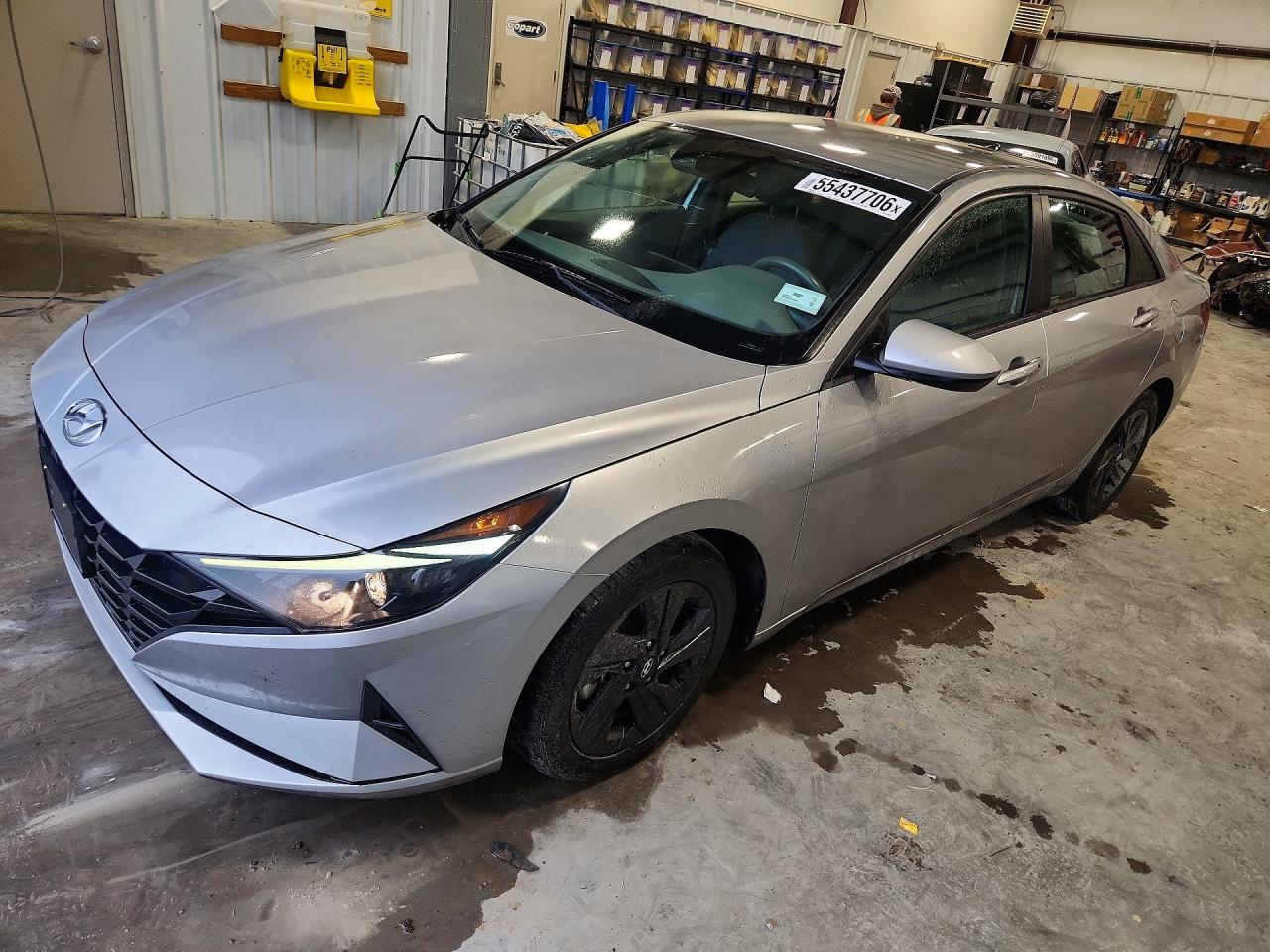 2021 Hyundai Elantra SEL, VIN 5NPLM4AG4MH046332 — Side