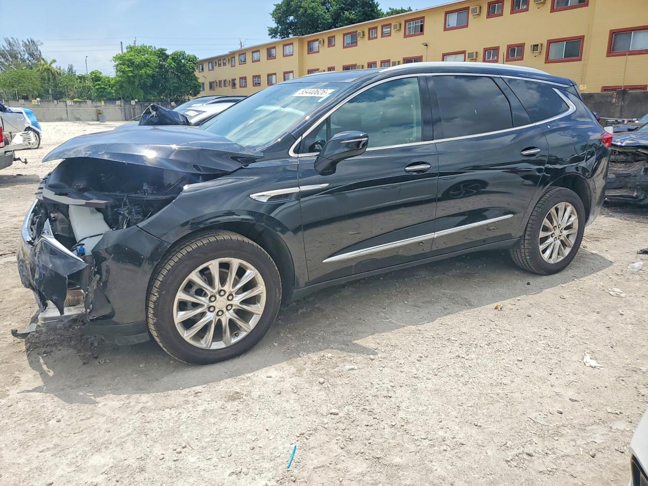 2021 Buick Enclave Essence, VIN 5GAERBKW3MJ261228 — Front end