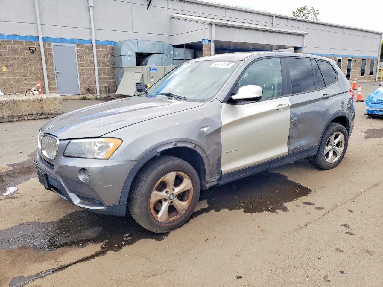 2012 BMW X3 28i, VIN 5UXWX5C53CL719044 — Перед