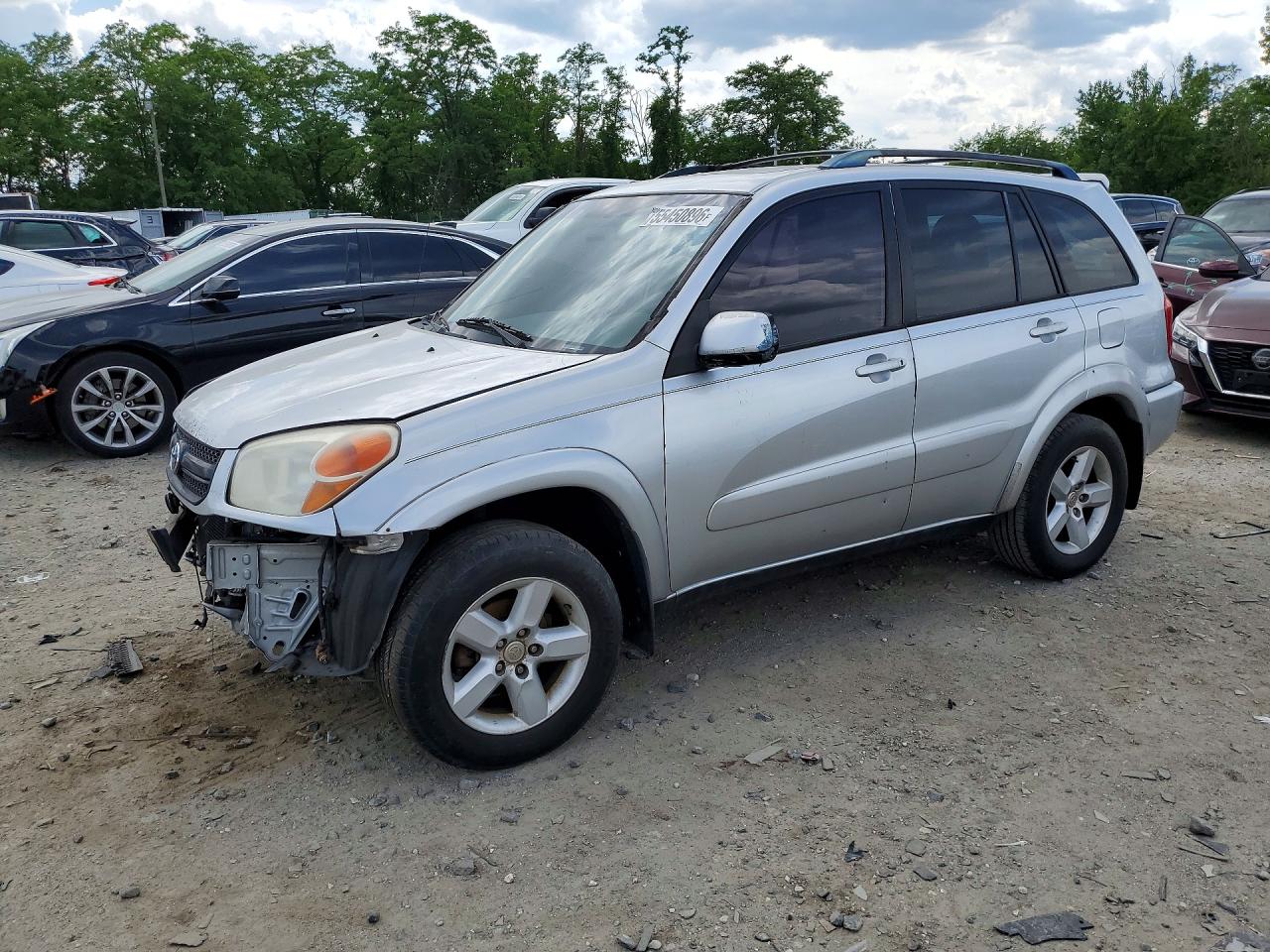 2005 Toyota RAV4, VIN JTEHD20V550040317 — Перед
