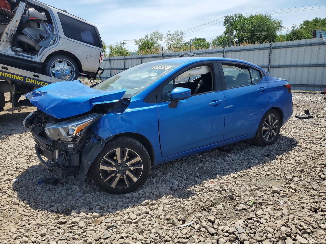 2021 Nissan Versa SV, VIN 3N1CN8EV3ML825737 — Front end