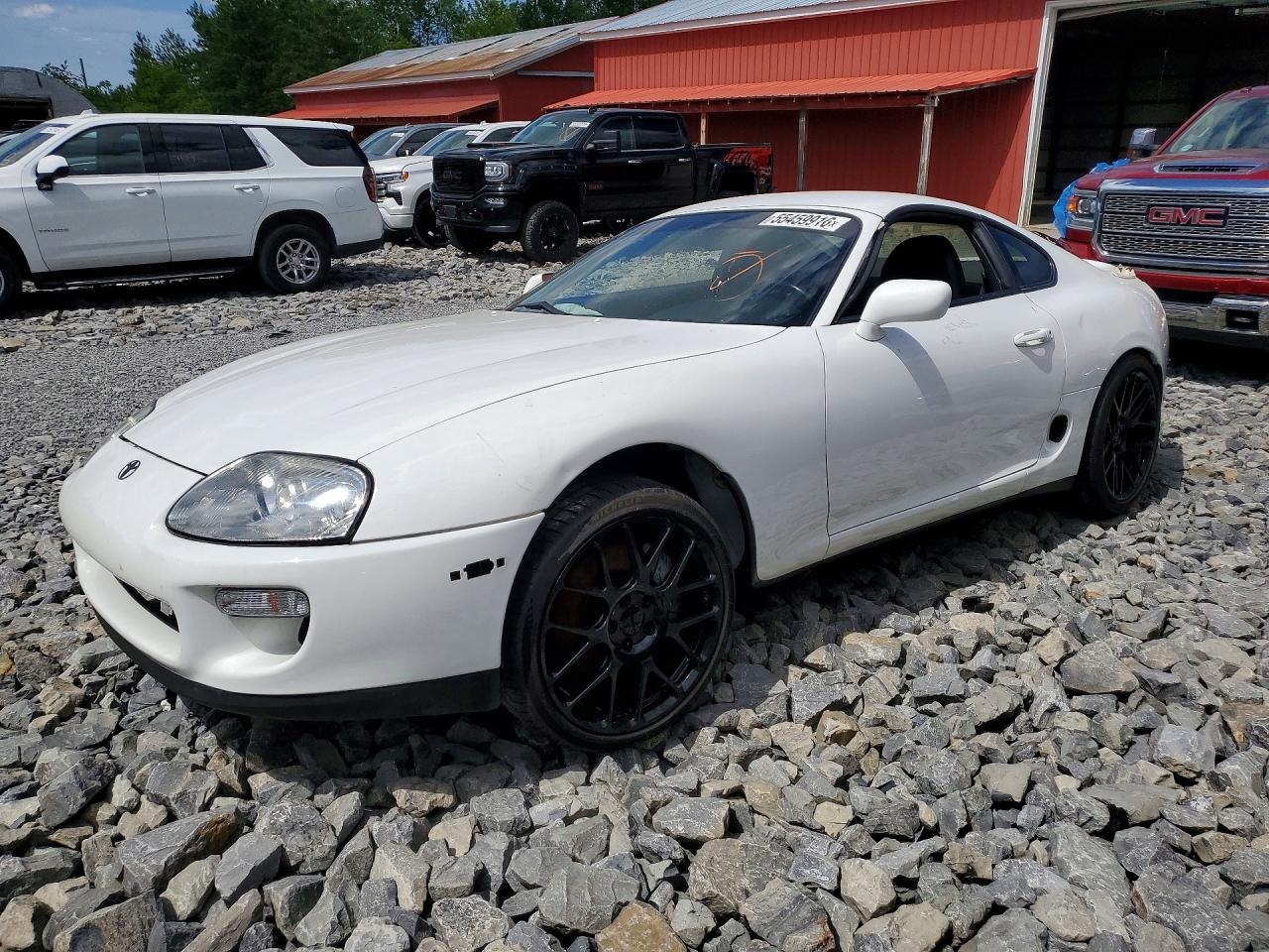 1998 Toyota Supra, VIN JT2DE82A8W1001626 — Rear end