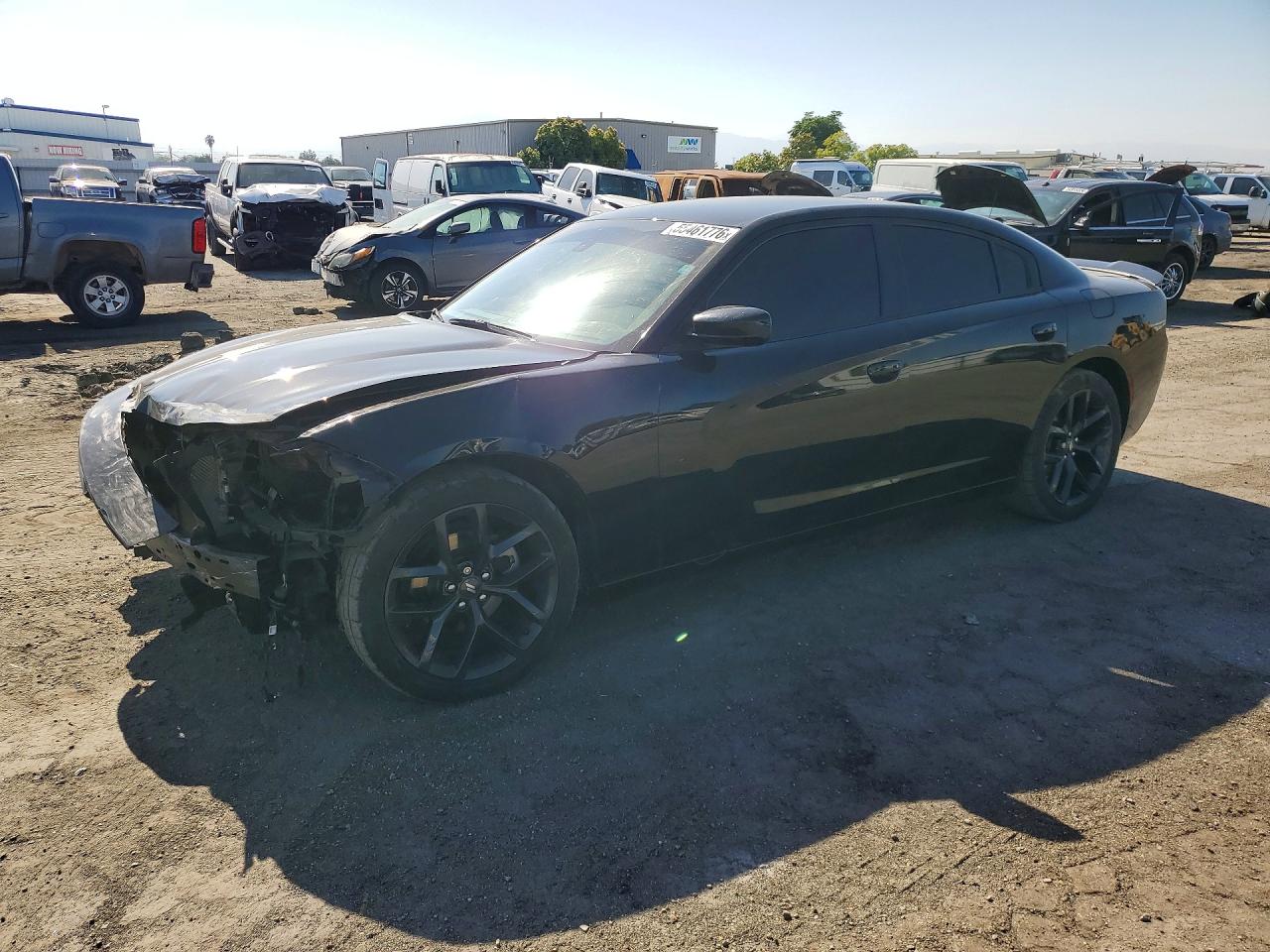 2021 Dodge Charger SXT, VIN 2C3CDXBG9MH653260 — Front end