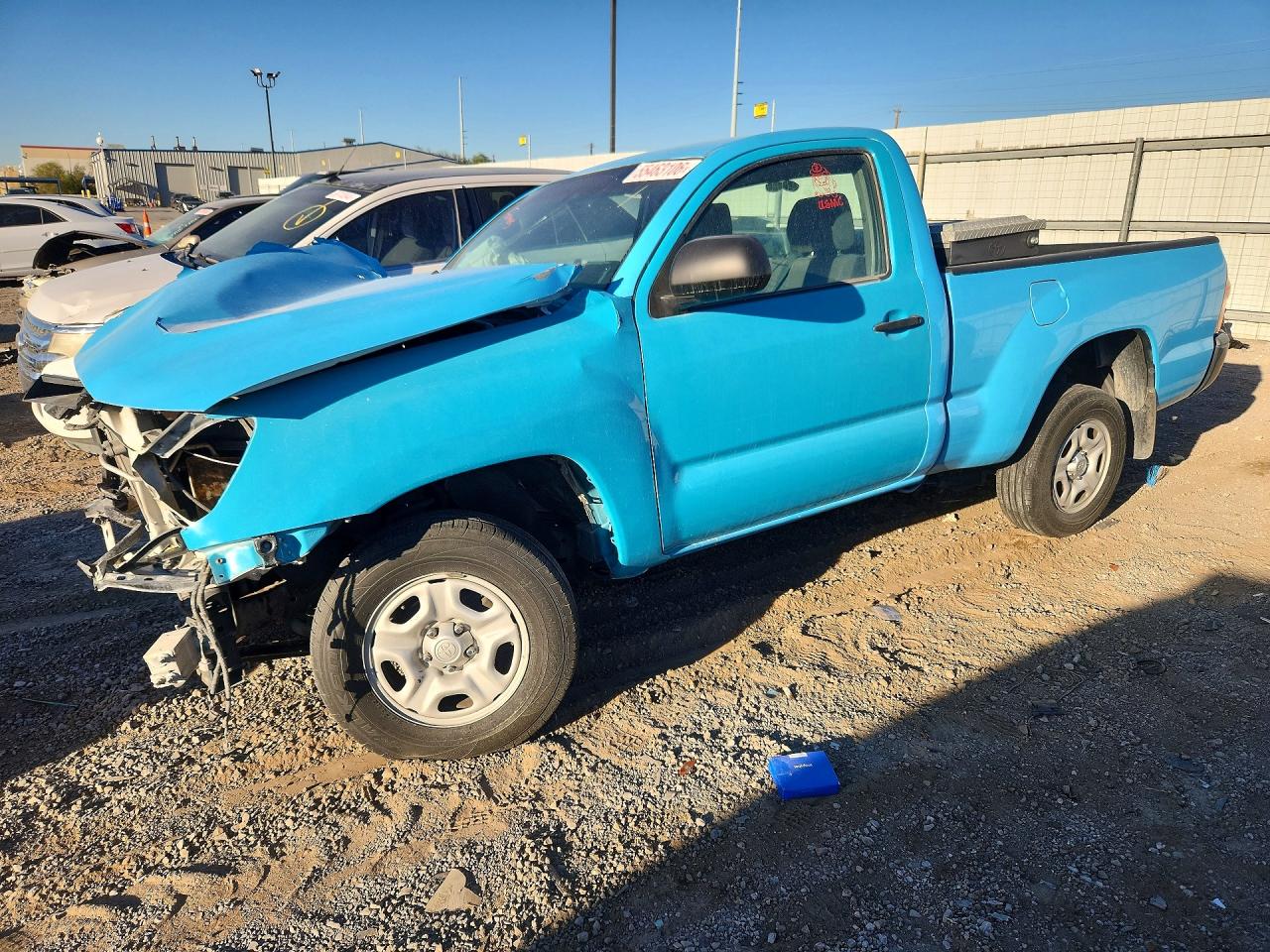 2005 Toyota Tacoma, VIN 5TENX22N15Z110486 — Front end