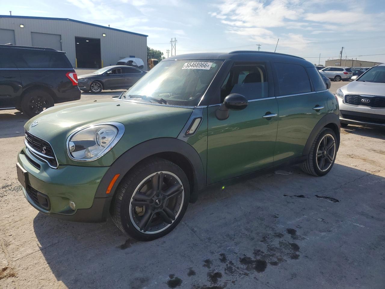 2015 MINI Countryman S, VIN WMWZC3C55FWT05827 — Front end