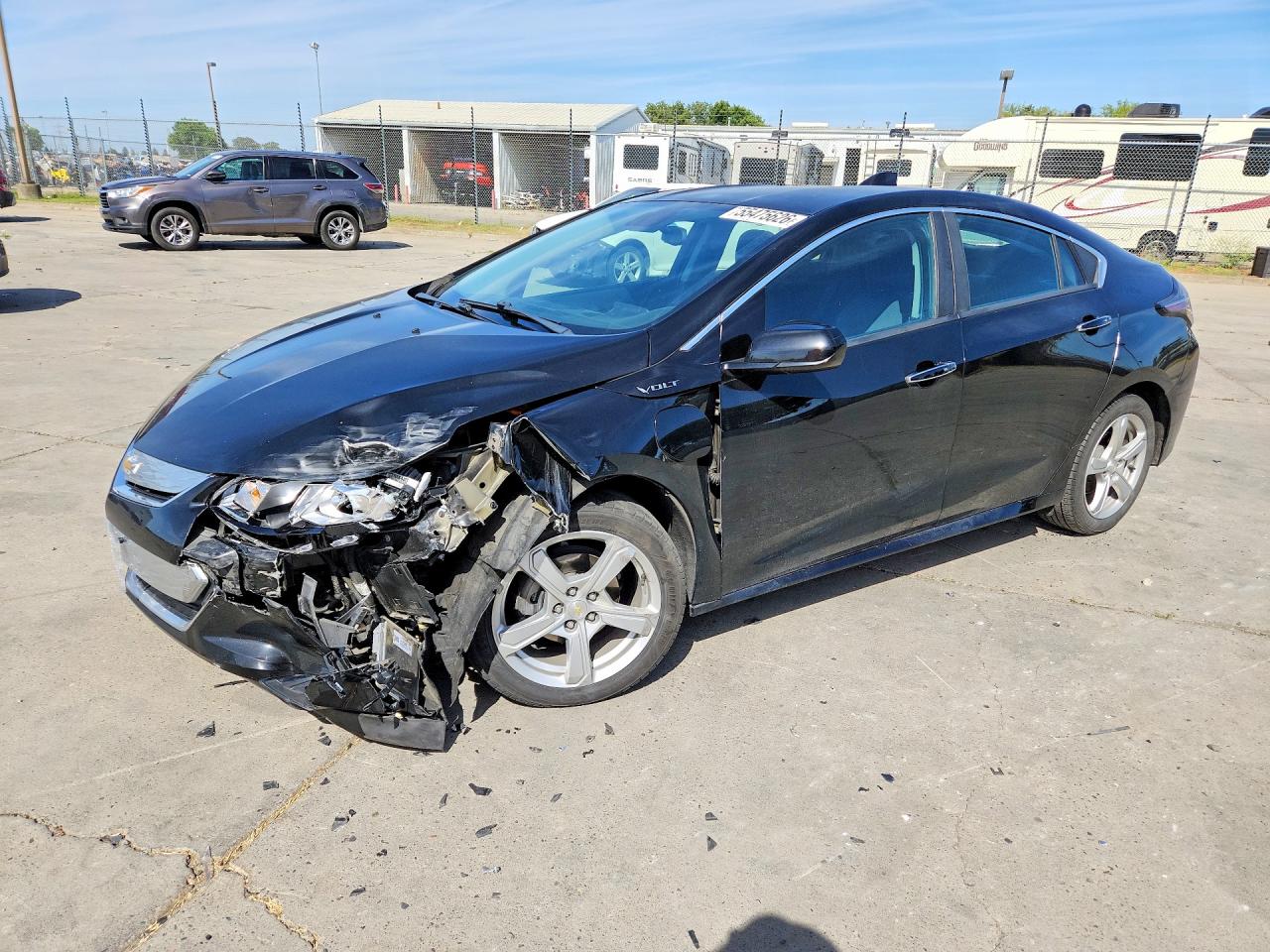 2017 Chevrolet Volt LT, VIN 1G1RC6S57HU170038 — Front end