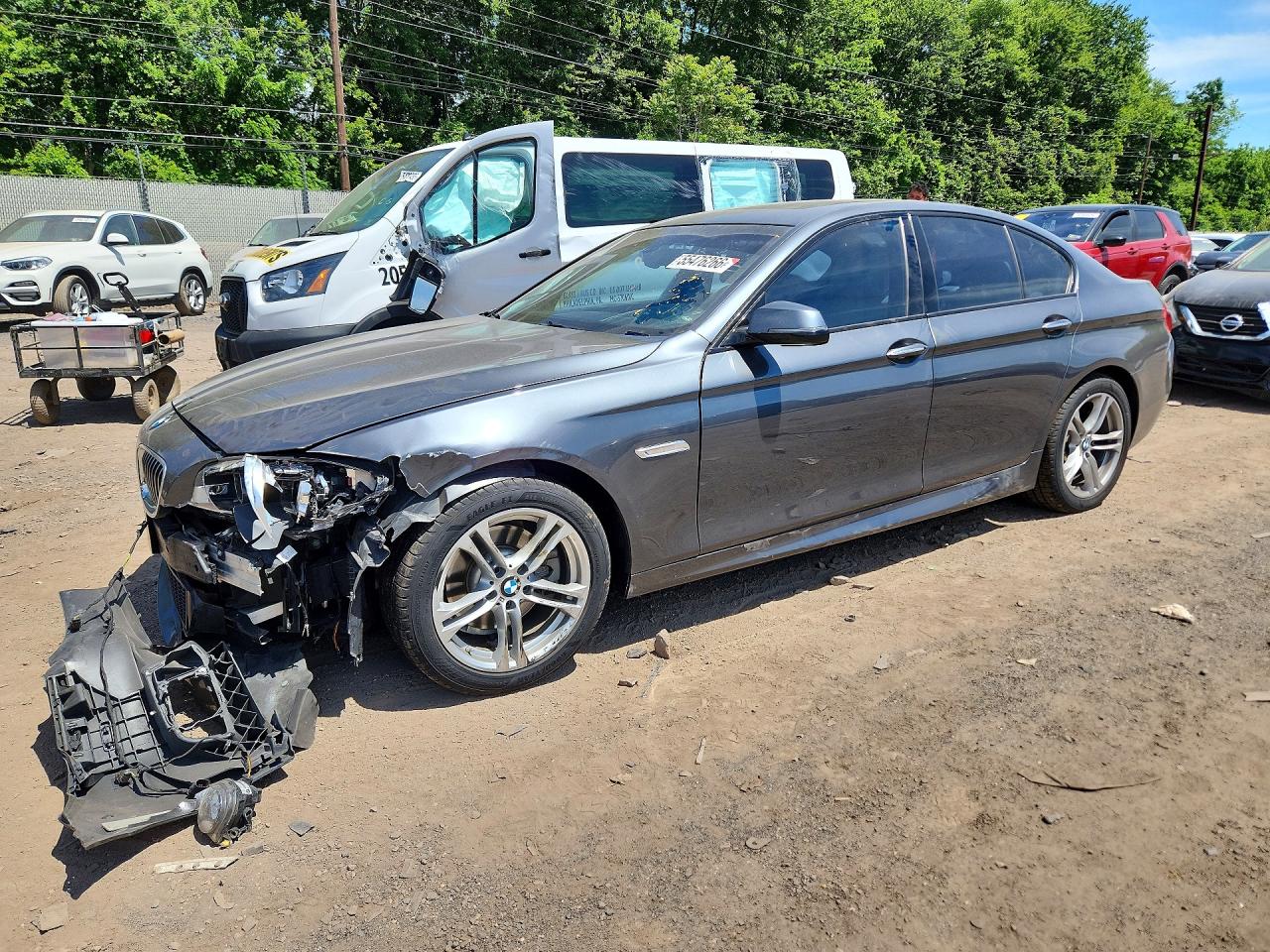 2016 BMW 5 Series 528i, VIN WBA5A5C56GD527659 — Front end