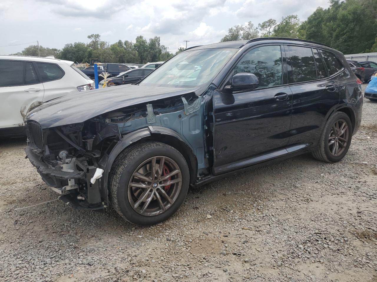 2021 BMW X3 sDrive30i, VIN 5UXTY3C08M9H09944 — Front end