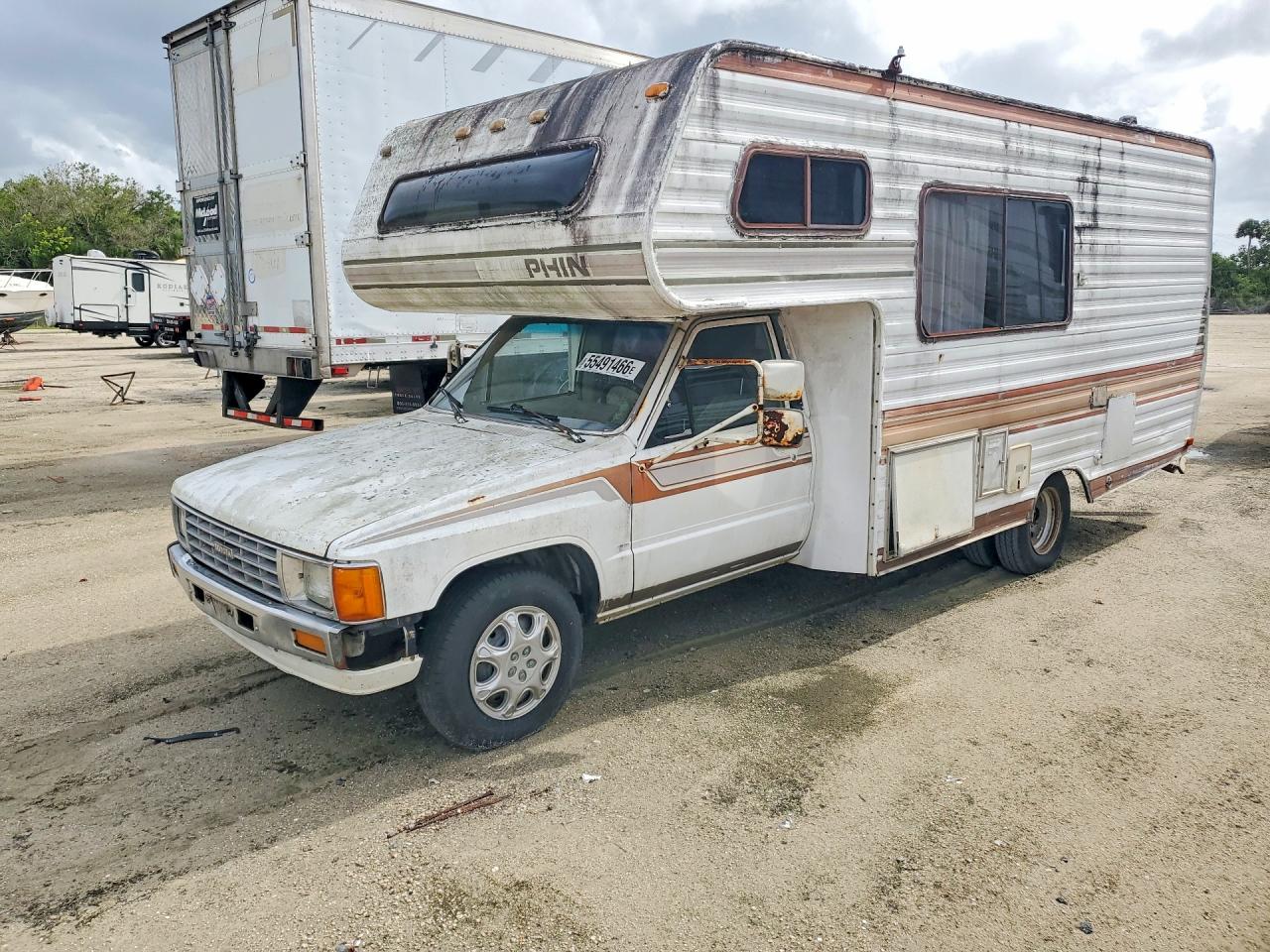 1986 Toyota Pickup, VIN JT5RN55T7G7000700 — Rear end