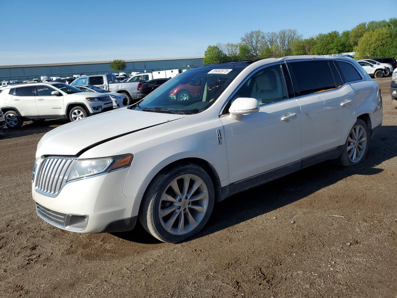2012 Lincoln MKT EcoBoost, VIN 2LMHJ5AT8CBL53207 — Roof