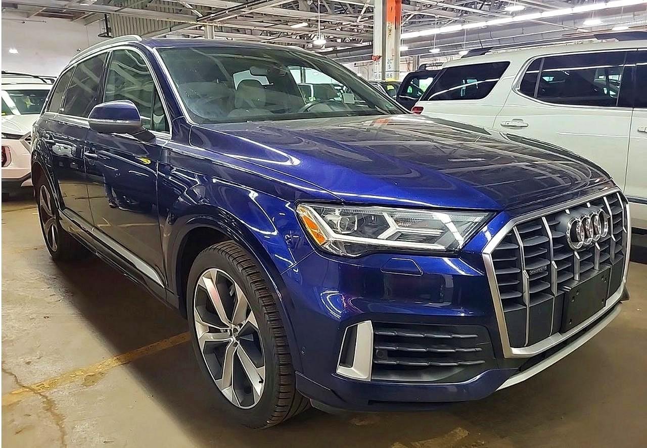 2021 Audi Q7 Premium Plus, VIN WA1LXAF72MD014929 — Фото с аукциона