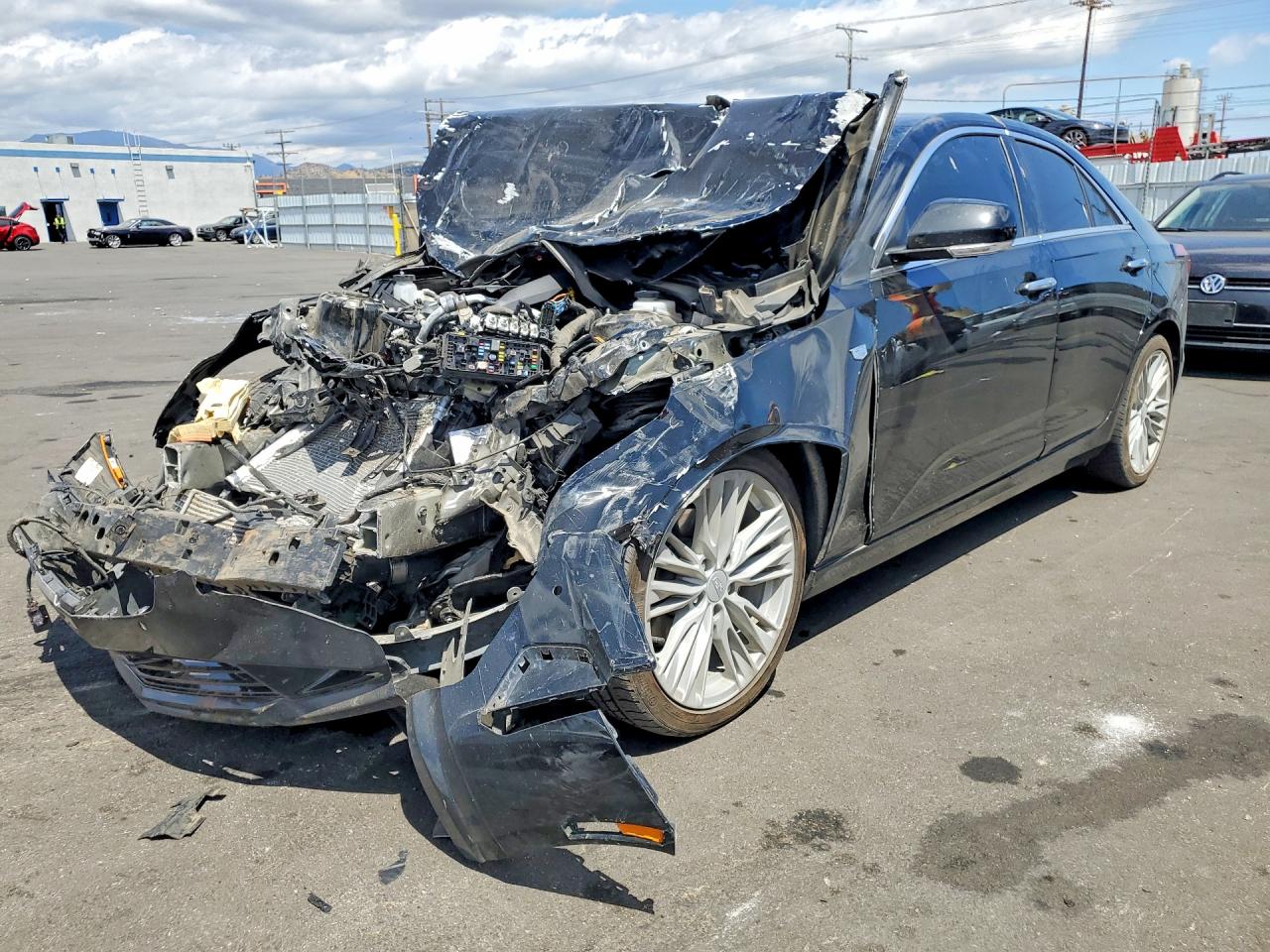 2025 Cadillac CT4 Premium Luxury, VIN 1G6DB5RK0S0108668 — Front end