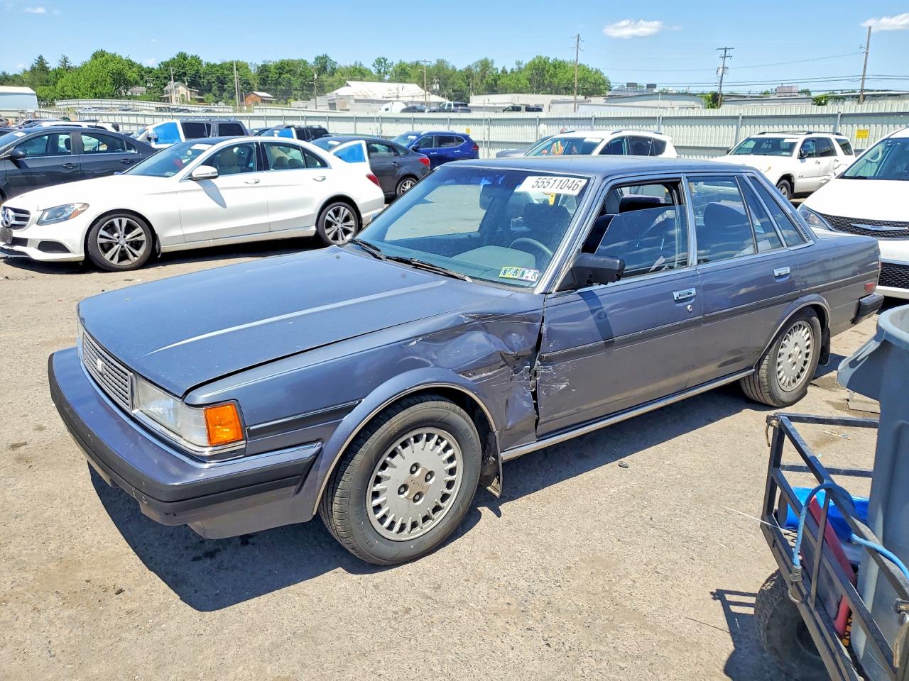 1985 Toyota Cressida, VIN JT2MX73E5F0028732 — Side