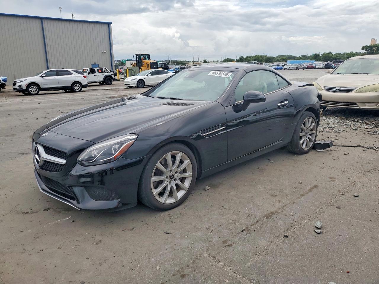 2018 Mercedes-Benz SLC 300, VIN WDDPK3JA6JF155982 — Rear end