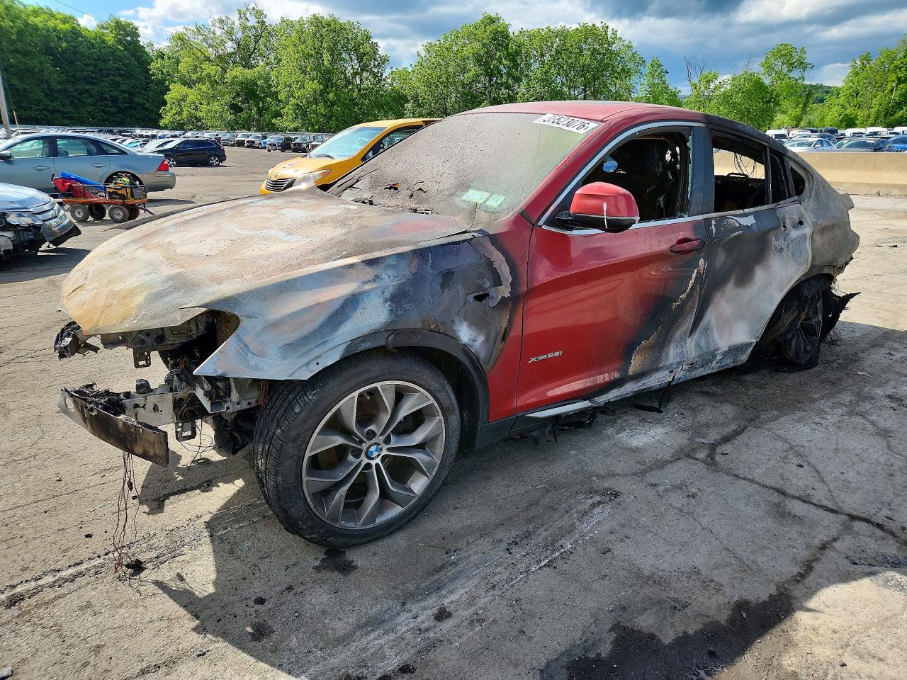 2018 BMW X4 xDrive28i, VIN 5UXXW3C56J0T83108 — Пожар