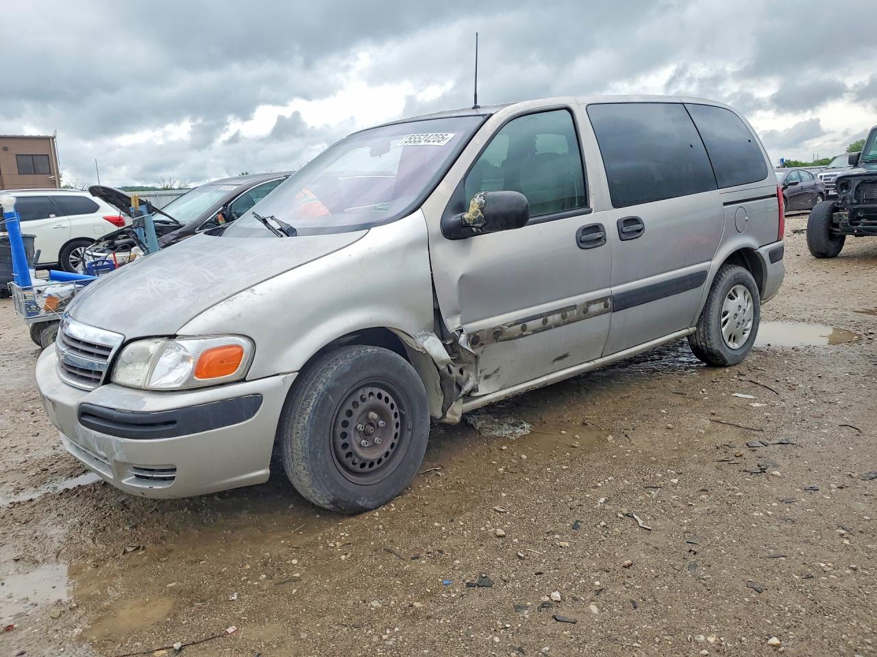 2001 Chevrolet Venture LS 1SC, VIN 1GNDU03E41D119457 — Side