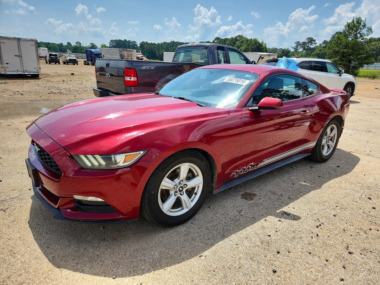 2015 Ford Mustang V6, VIN 1FA6P8AMXF5399846 — Side