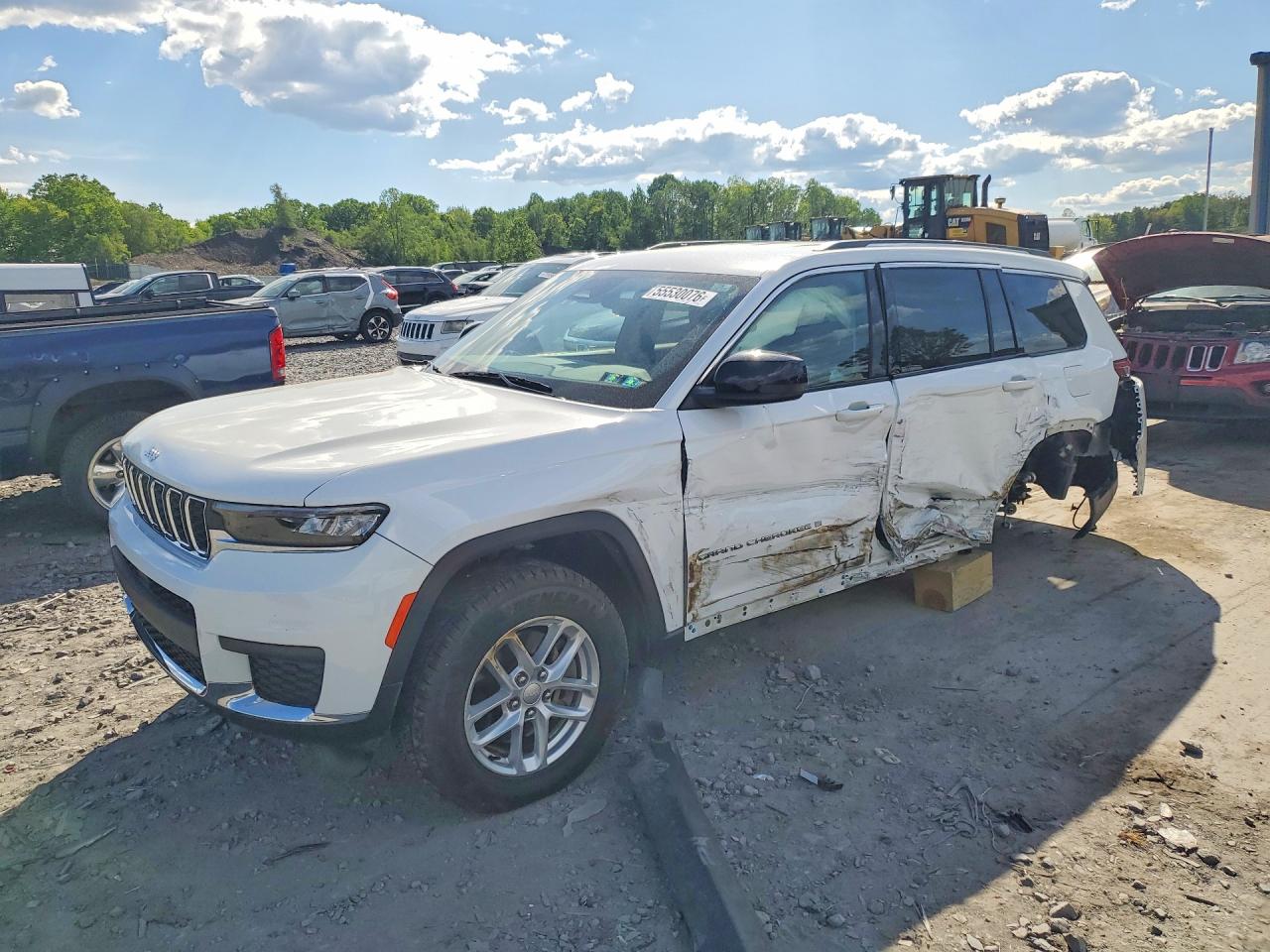 2023 Jeep Grand Cherokee Altitude, VIN 1C4RJKAG1P8780484 — Rear end
