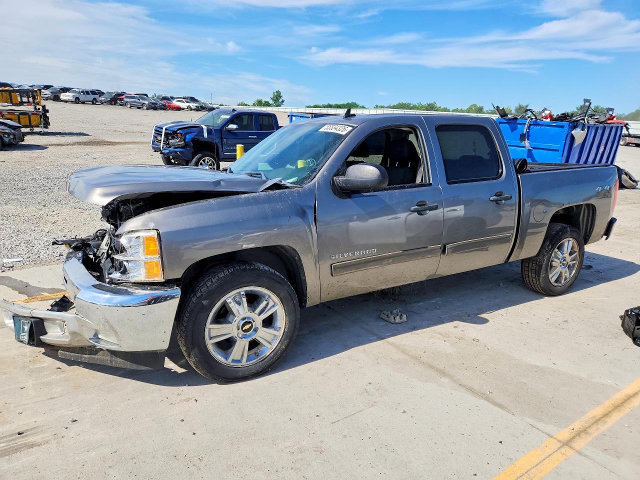 2012 Chevrolet Silverado 1500 LT, VIN 1GCPKSE74CF181177 — Front end