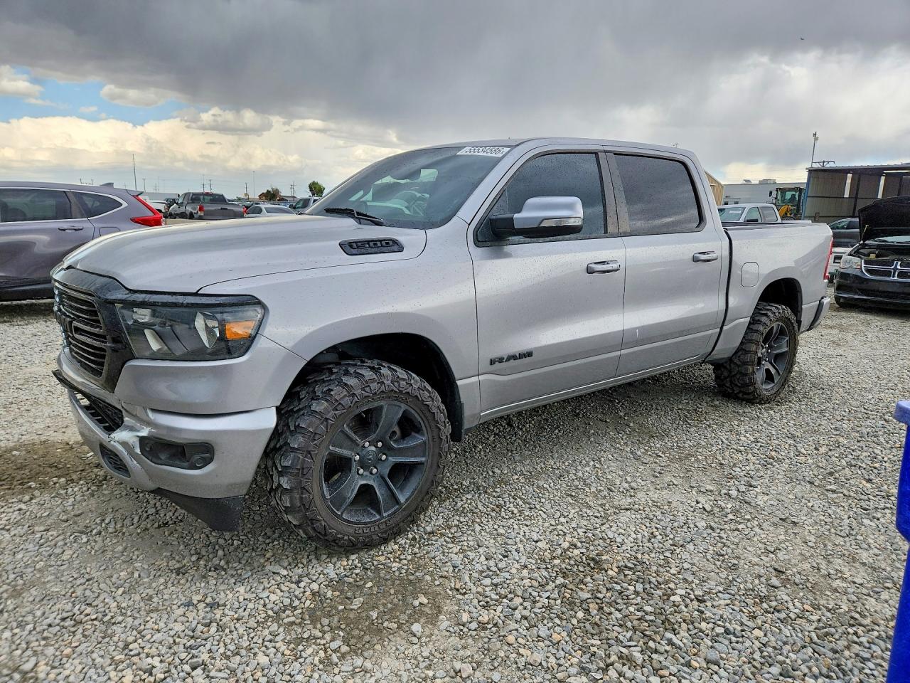 2020 Ram 1500 Big Horn, VIN 1C6SRFFT8LN206555 — Front end