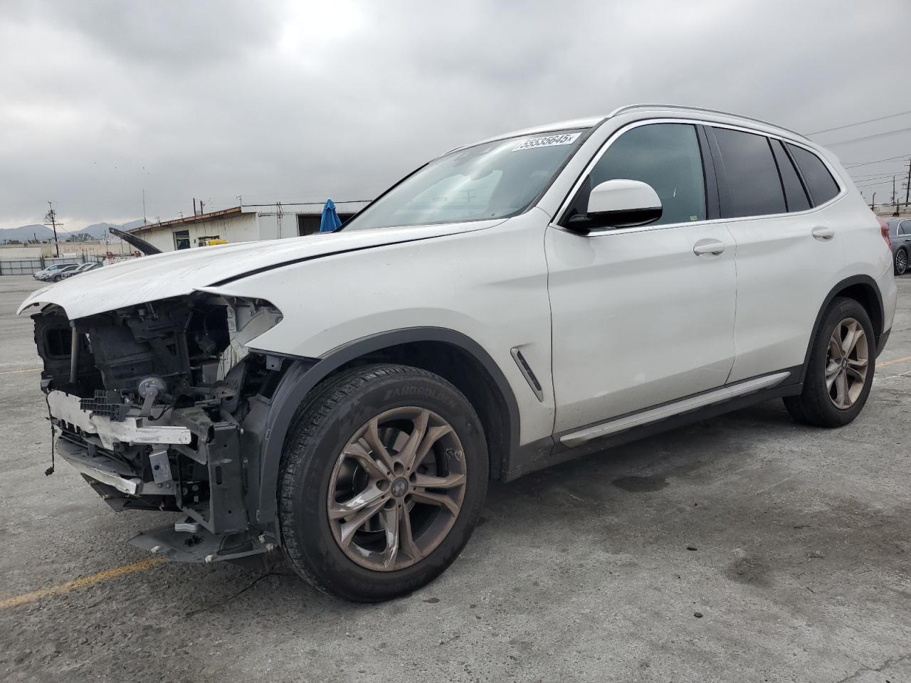 2021 BMW X3 sDrive30i, VIN 5UXTY3C07M9H23155 — Front end