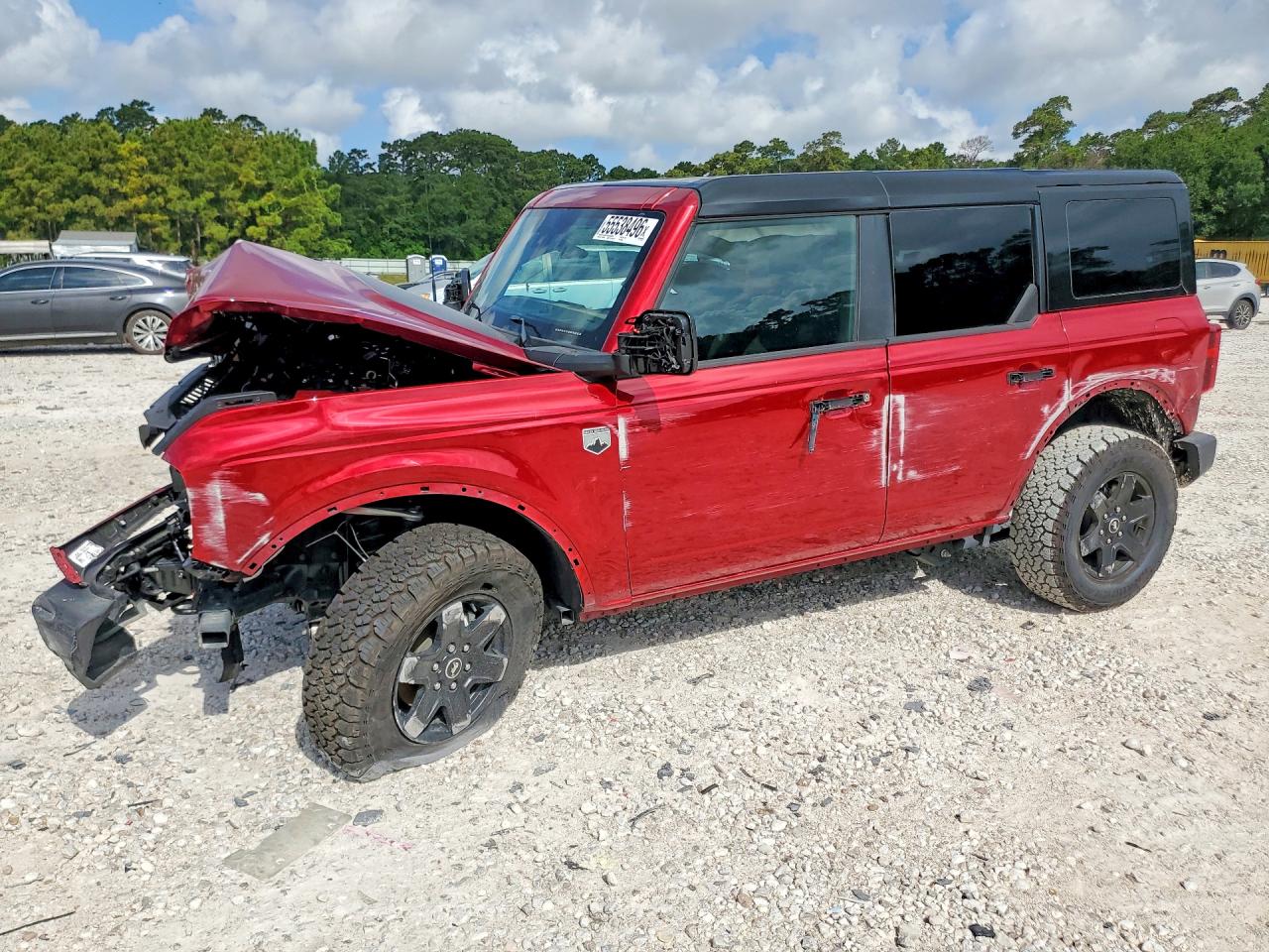 2025 Ford Bronco Big Bend, VIN 1FMDE7BH9SLB28605 — Front end