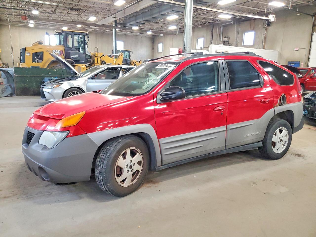 2001 Pontiac Aztek GT, VIN 3G7DA03E61S515244 — Front end
