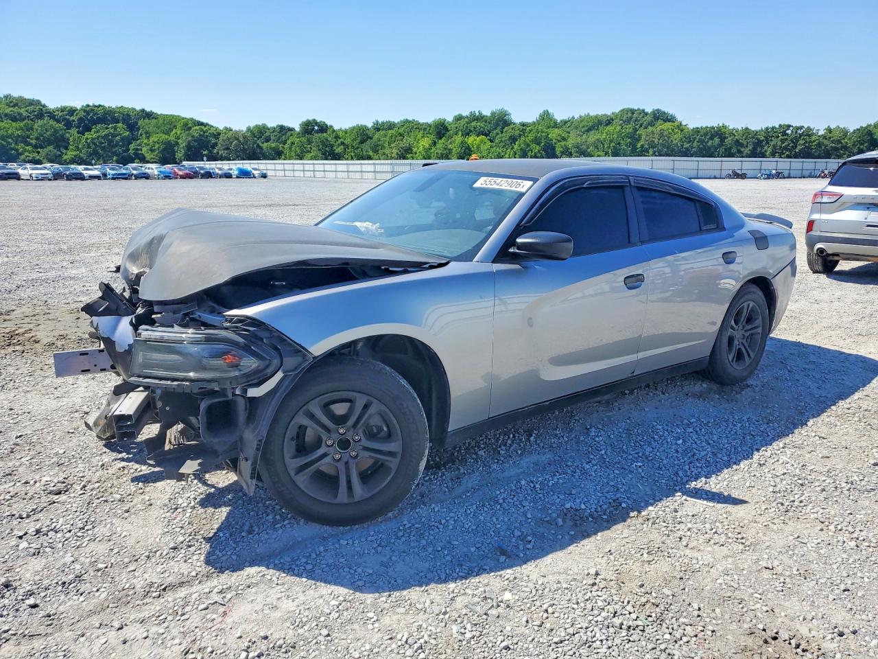 2016 Dodge Charger SE, VIN 2C3CDXBG6GH105057 — Перед