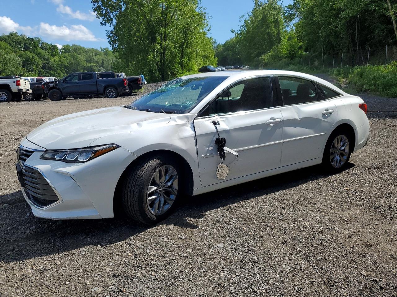 2019 Toyota Avalon XSE, VIN 4T1BZ1FB1KU028930 — Front end