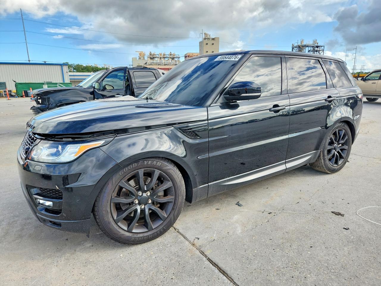 2015 Land Rover Range Rover Sport HSE, VIN SALWR2VF8FA542144 — Engine fire
