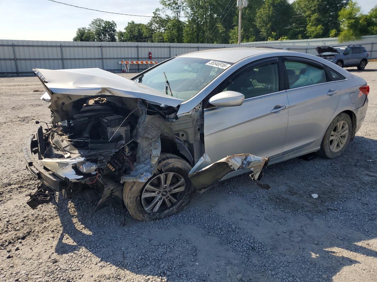 2011 Hyundai Sonata GLS, VIN 5NPEB4AC2BH287184 — Front end