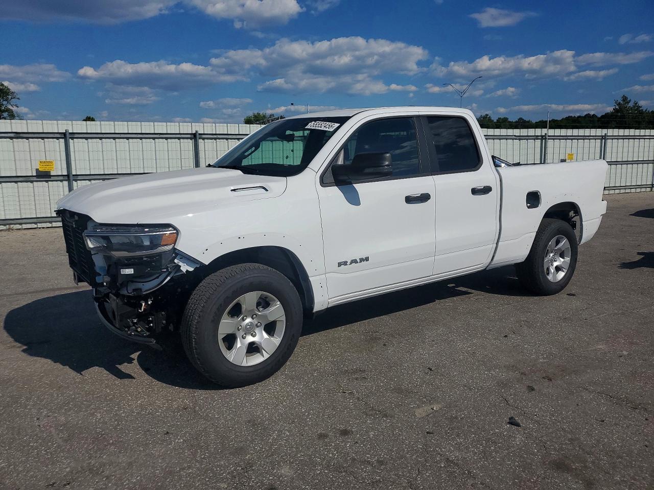 2026 Ram 1500 Big Horn, VIN 1C6RREBG6TN281479 — Front end