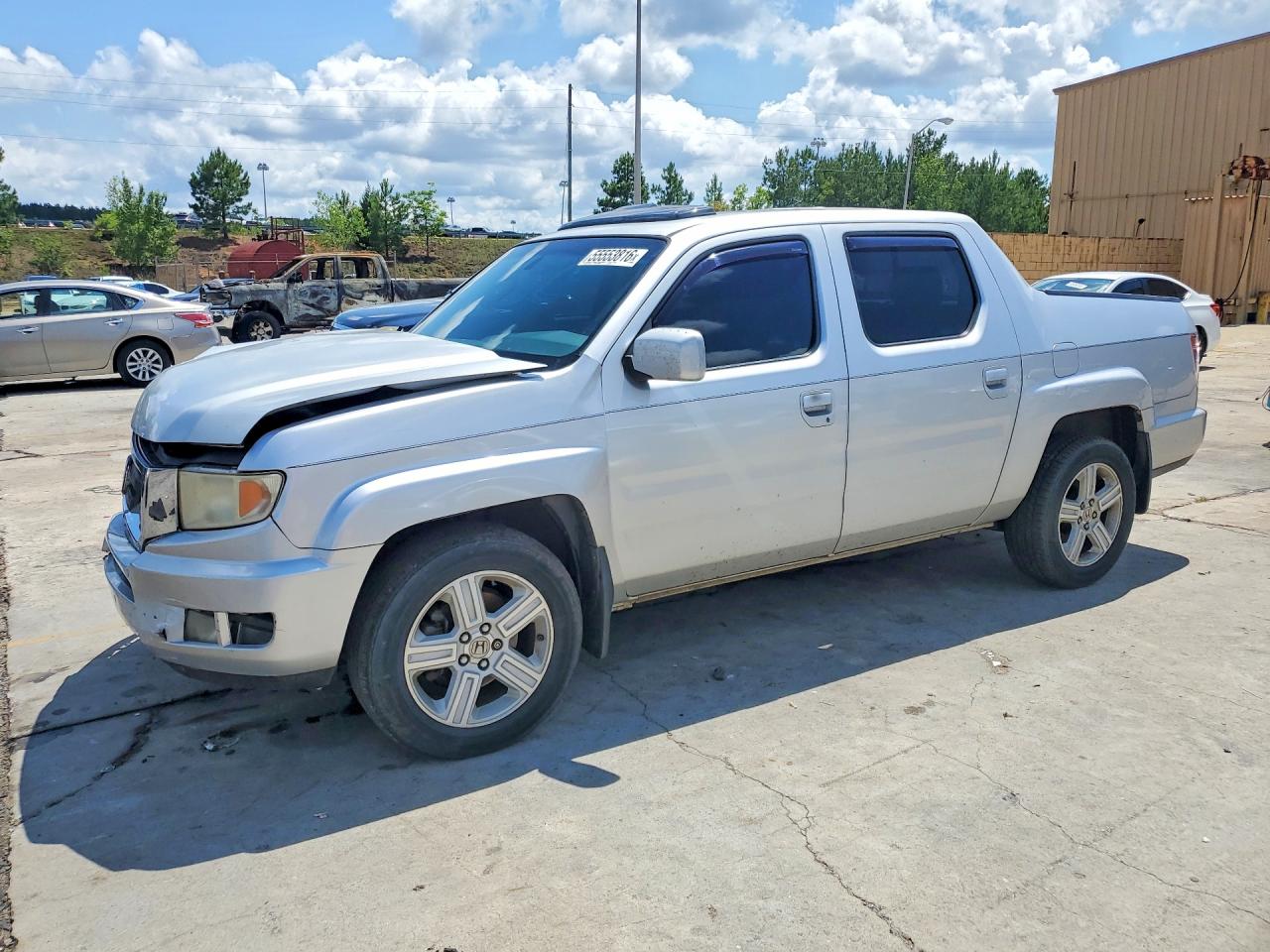 2009 Honda Ridgeline RTL, VIN 5FPYK16549B105278 — Front end