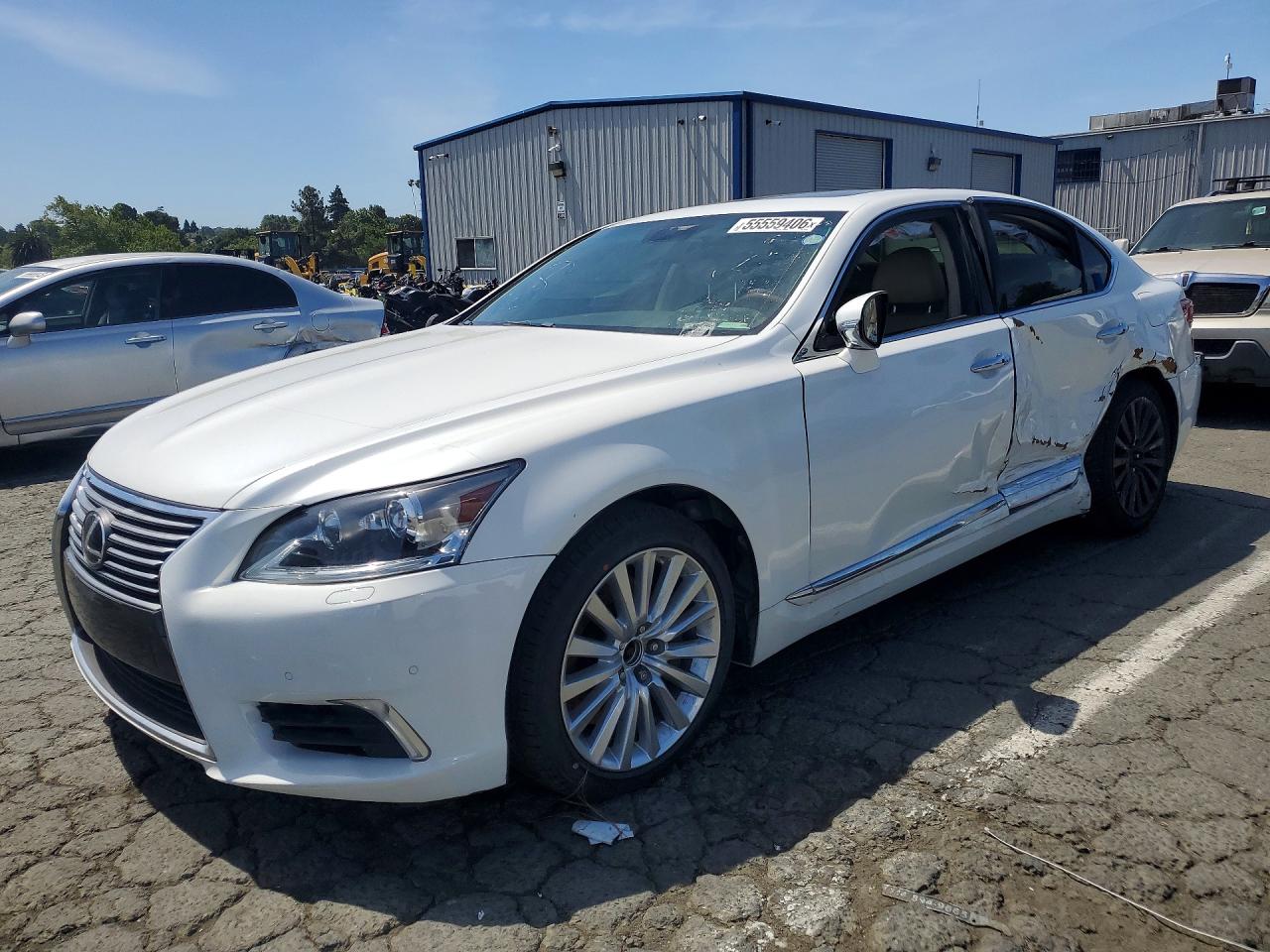 2013 Lexus LS 460, VIN JTHCL5EF0D5017693 — Side