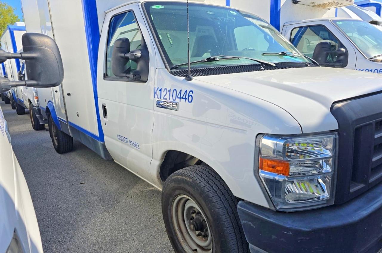 2023 Ford Econoline, VIN 1FDWE3FK3PDD14780 — Normal wear